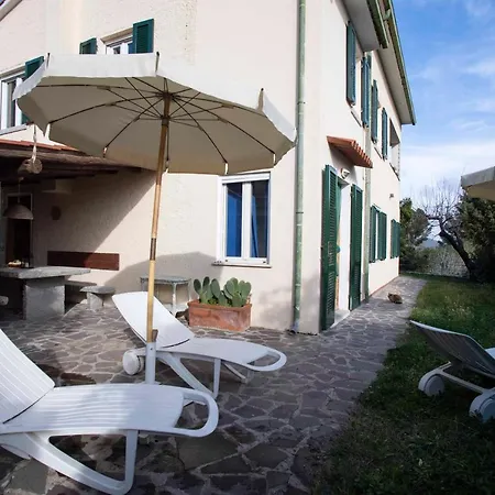 Casale Sant'Ilario Tatil Evi *